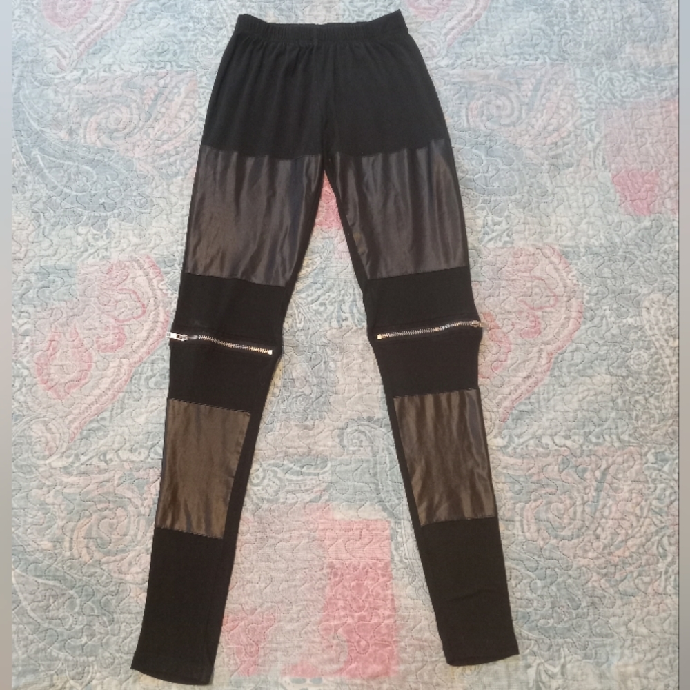Modcloth Zipper Knee Patchwork Leggings - image 5